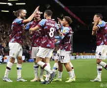 开元体育官方网站-摩纳哥王妃夏琳