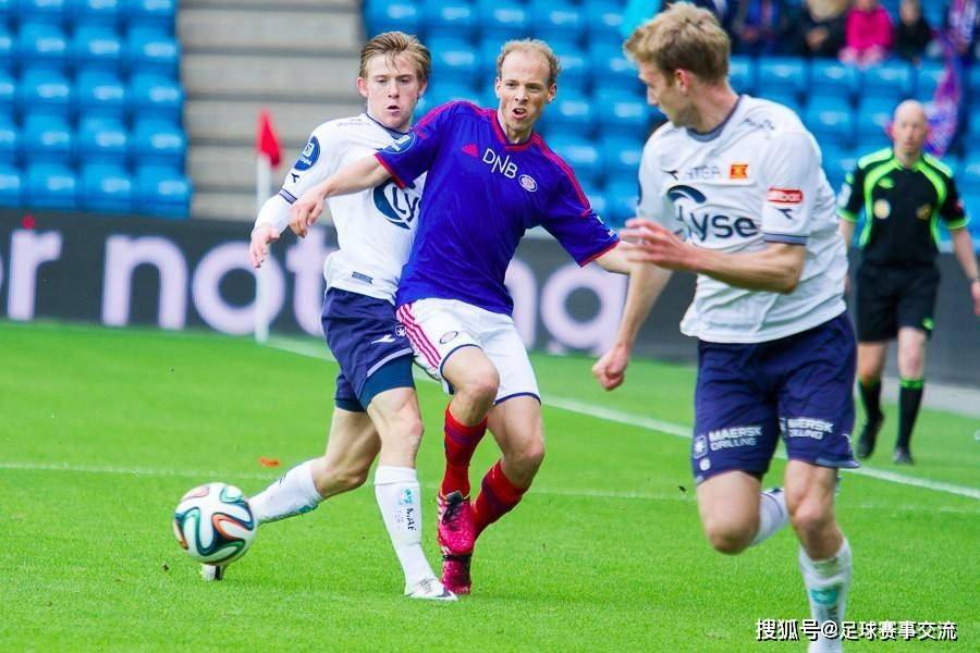 开元体育官方网站-包含赛后体能课后，阿贾克斯内部沟通备战意甲，球迷炸锅，临场指挥获称赞的词条