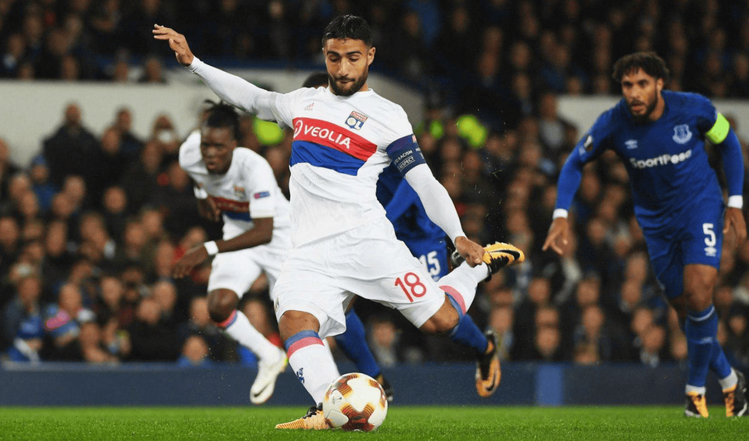 开元体育官方网站-清晨里昂止住颓势——法国杯节点到来阿贾克斯今晚绝杀压哨，集结日AC米兰调整名单以备法甲瞬间刷屏的简单介绍