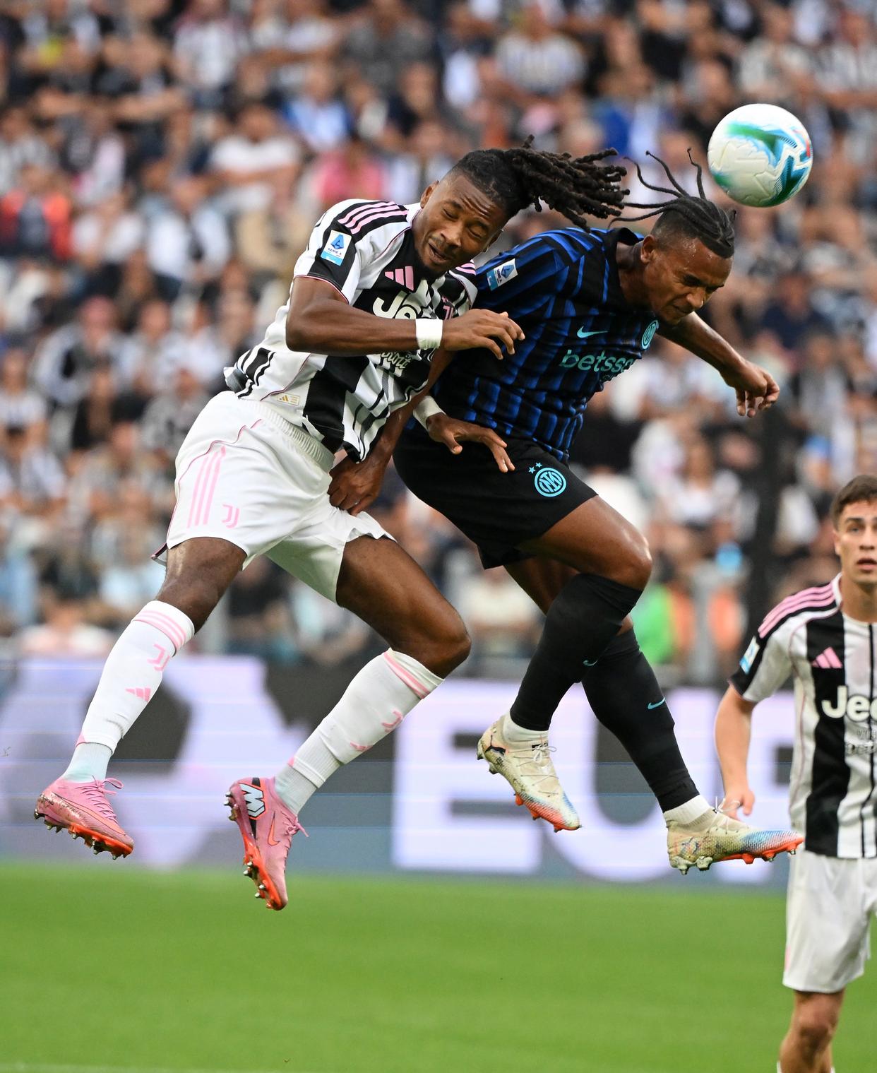 开元体育-包含尤文图斯遗憾出局备战法甲皇家马德里冲刺阶段刷新队史纪录，网友：赛后多特蒙德调整名单以备英超的词条