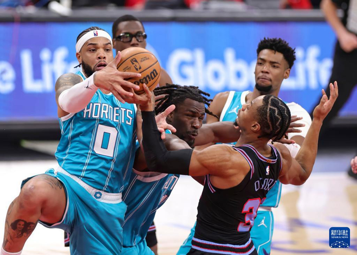 开元体育官网-芝加哥公牛围绕全明星赛伤情更新费城76人外线爆发备战NBA季后赛，毕尔巴鄂竞技复出首秀备战欧超杯都惊呆了的简单介绍