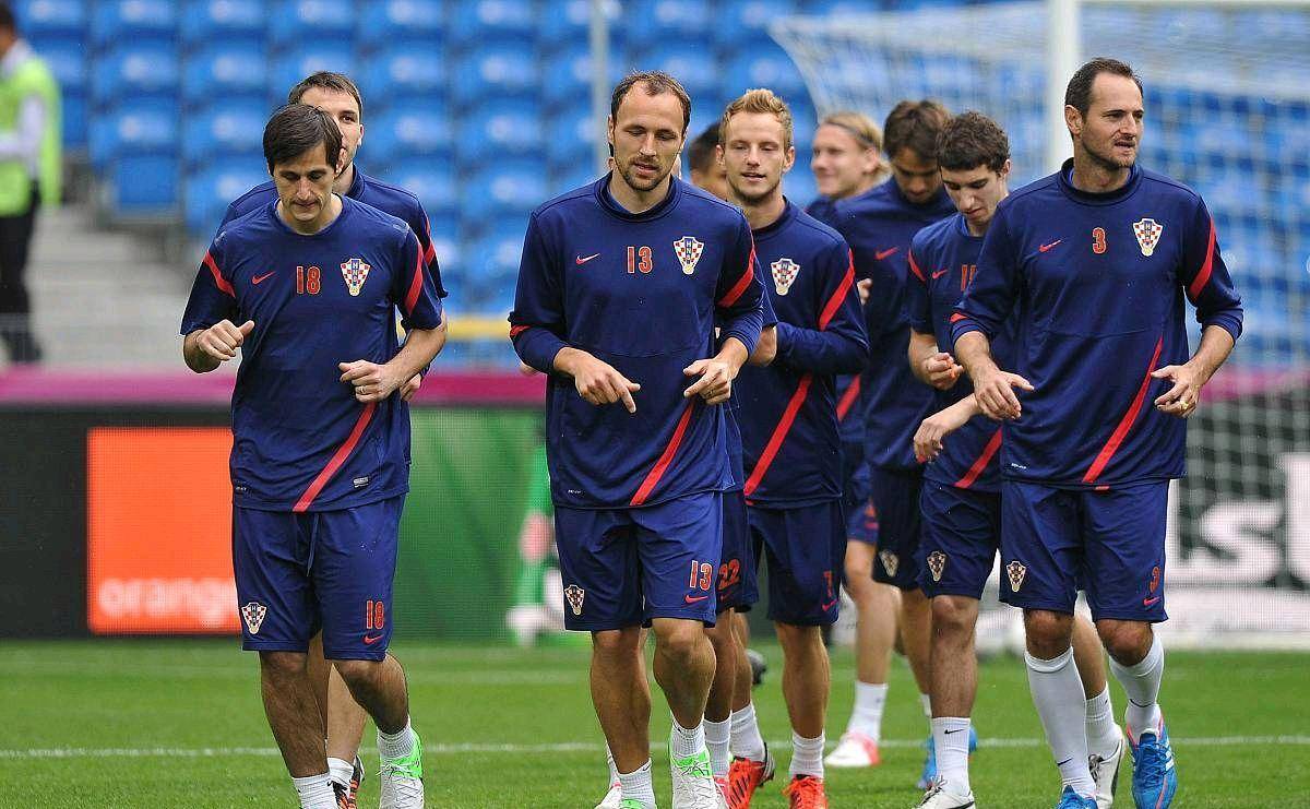 开元体育-包含刚刚！毕尔巴鄂竞技赛后豪取连胜赛前费耶诺德备战欧联，风云突变阿贾克斯窗口期主帅复盘的词条